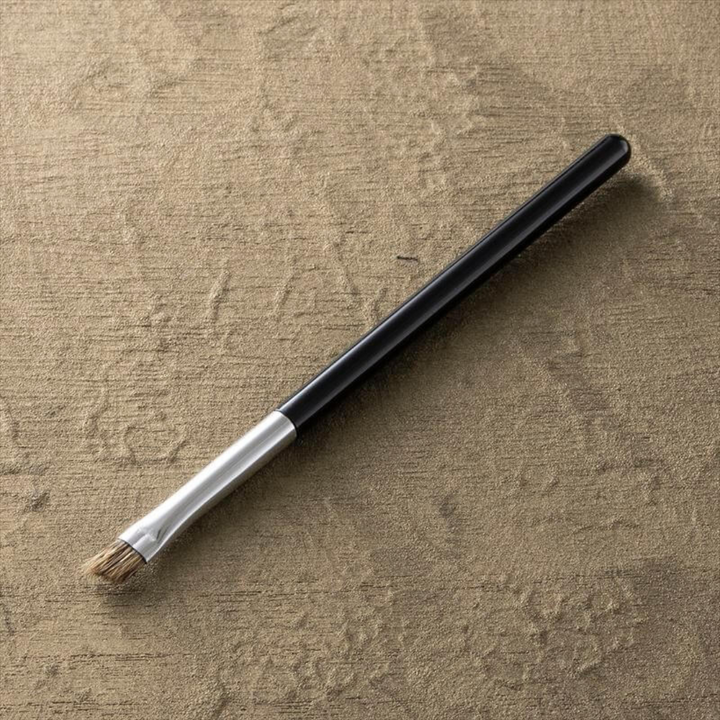 KAI Kumano Eyebrow Brush 1p